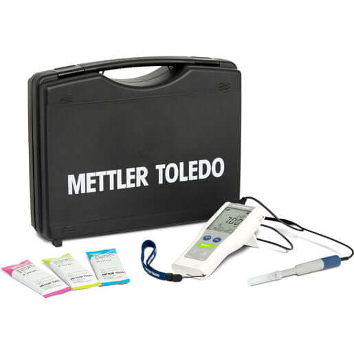 pH meter FiveGo™ F2-Food kit incl. LE427 IP67 electrode + carrying case
