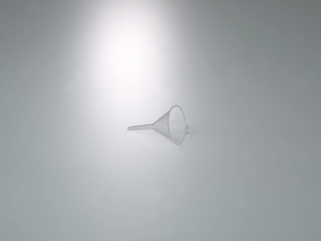 Trechter PP, buiten-Ø40mm, outlet-Ø5mm