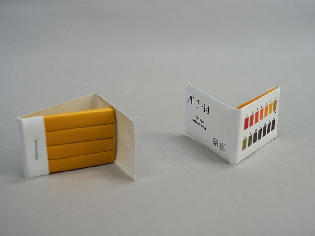 pH-indicator strips, pH 0,5 - 5,0
